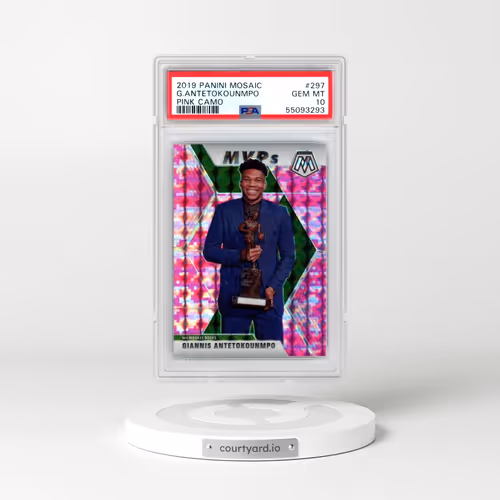 2019 Panini Mosaic #297 Giannis Antetokounmpo - Pink Camo (PSA 10 GEM MINT)