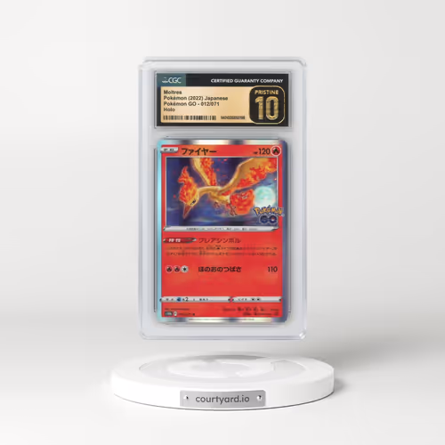 2022 Pokémon GO #012/071 Moltres - Holo (CGC 10 PRISTINE)