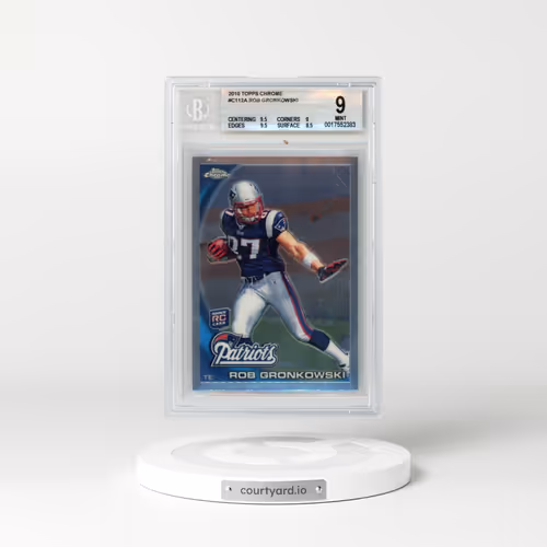 2010 Topps Chrome #C112 Rob Gronkowski - Running/Cutting Pose (BGS 9 MINT)