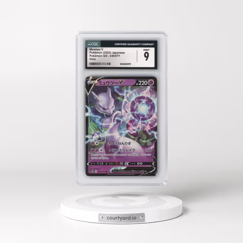 2022 Pokémon GO #030/071 Mewtwo V - Holo (CGC 9 MINT)