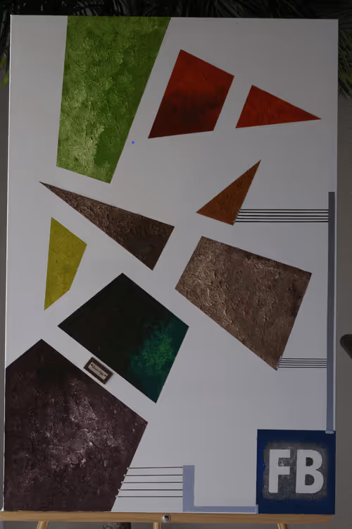 Item #23712955375445781403554449597734991184459726037539563642804381344516343332865 Media