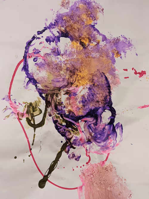 Item #103823190638075684652461829267274249161173063347509023641376403459135544229889 Media