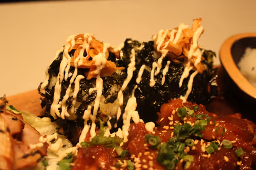 Item #76436442403238931654769079215325506734034420621269194264977366252234714644481 Media