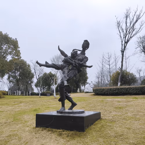 Item #84084994480252080151531672871535301595393286796157455727516016683615560663041 Media