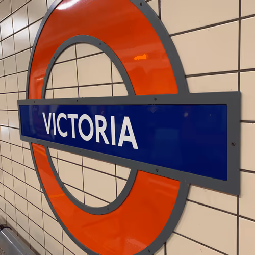 Item #4150753806870683774052548455547789890549256746747224210867065728440591191301 Media