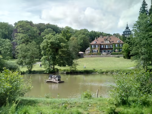 Item #7967281033894542222055828877453032867342209807388350993583448614684567011329 Media