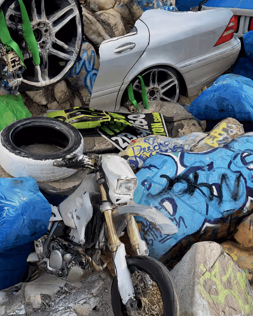 Item #86840999901680636627207767211132510364269791174198933715029395829600003555329 Media