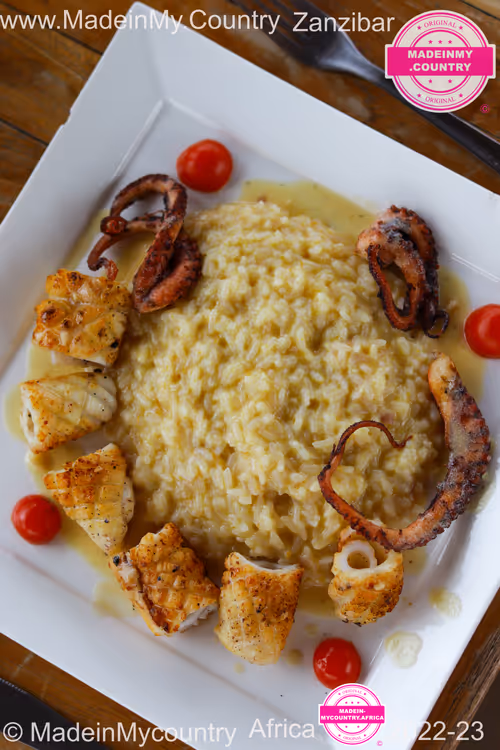 Item #21218919643484846679386017214105436286474954155539936946797714255626803085322 Media