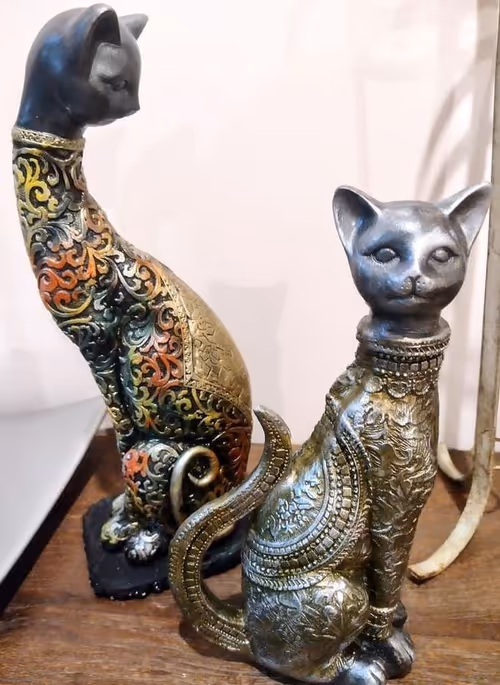 Item #63351240701706146863877138506185809814262153931553815606685486047424271089665 Media