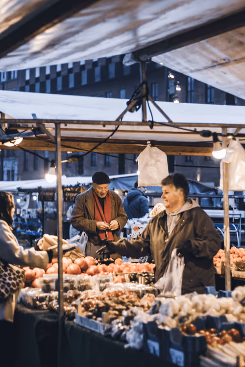 Item #63941686978381941053943929737968123784537789017631438611022902576638620336178 Media