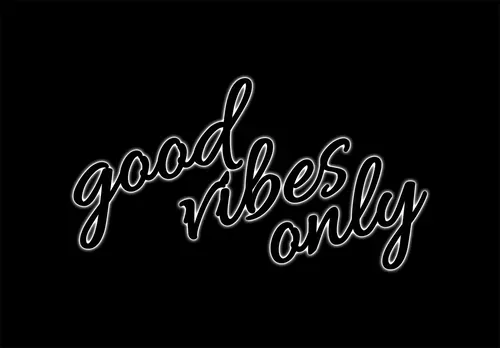 Item #76032813810289543817916520469561655517228222186003049571883987799240815411600 Media