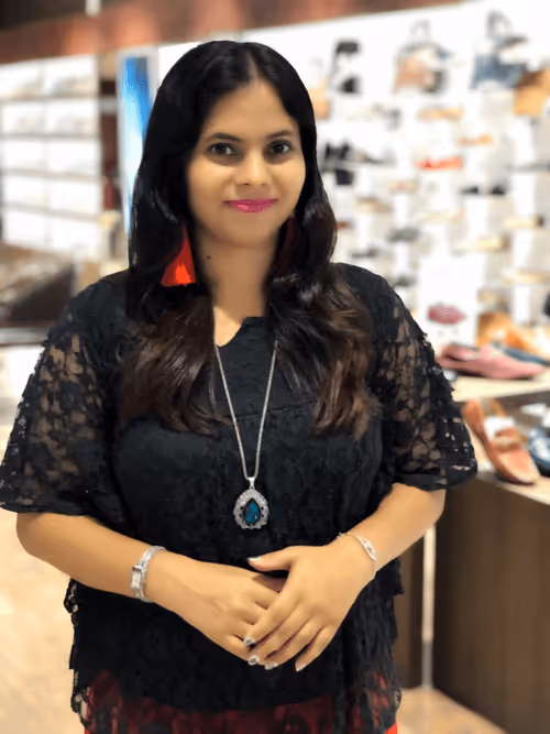 Item #70380890896986350035953124659598355529364139869800606797745305936320442400769 Media