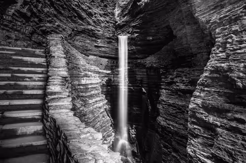 Item #75959814784190793324708169911984379127395736312846048783770068448085165473892 Media