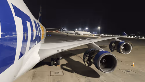 Item #70615515523220136811989957340591719186683601591550863742400447994806942040069 Media