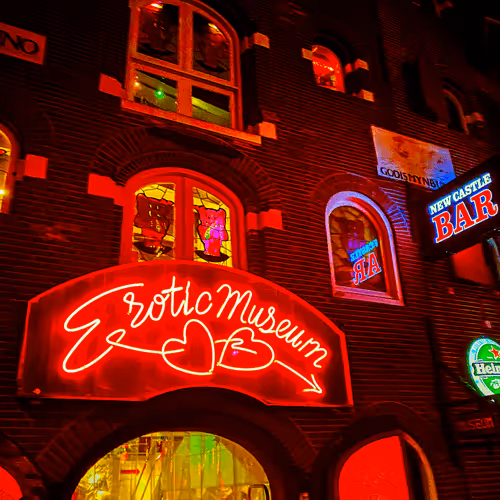 Item #60267809746209383341178630505688960890810115760928514300372411667725991018497 Media