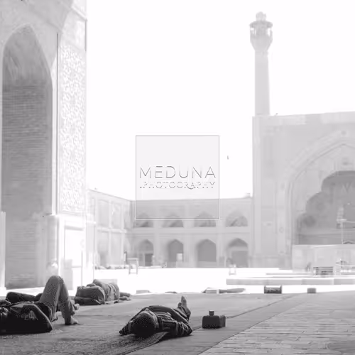 Item #112381046722962836592974674419935165827730707126809541689433939892113732796426 Media