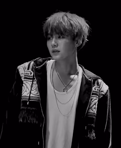 Item #75748223167716162522421099935826722407631487594693130452542753529662109913992 Media