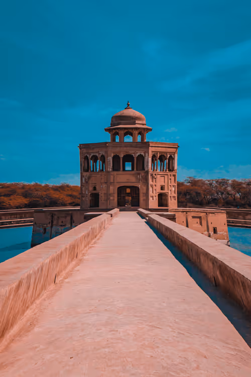 Item #42031586921897451439703381402755001097229425037767442536304369810113613004801 Media