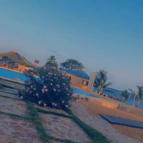 Item #53824836538918648026680043126042186080742309087165823150174572795753249374209 Media