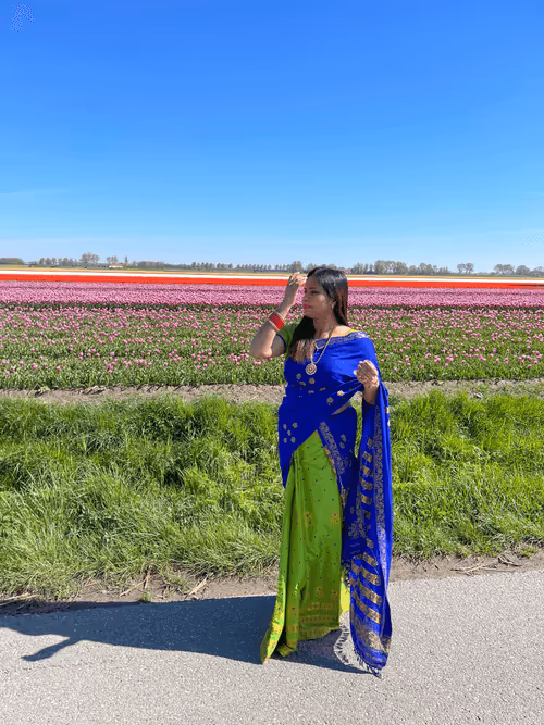 Item #70380890896986350035953124659598355529364139869800606797745305944017023795201 Media