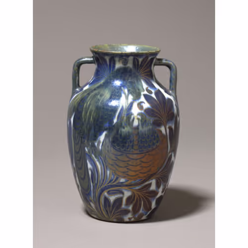 Item #28156678555433034841831801296649443338713881311759933888868945271392946880515 Media