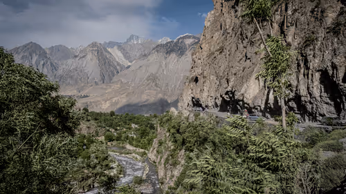 Item #801979788320540129322777538039369849814294169929945991077958237888603750410 Media