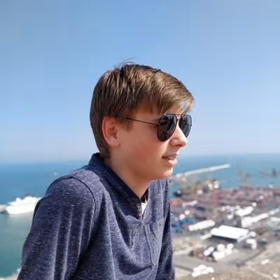 Item #76762552305317381612678562338574762925649723140443502201890818586716464480257 Media