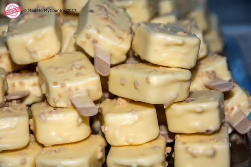 Item #21218919643484846679386017214105436286474954155539936946797714324896035635220 Media