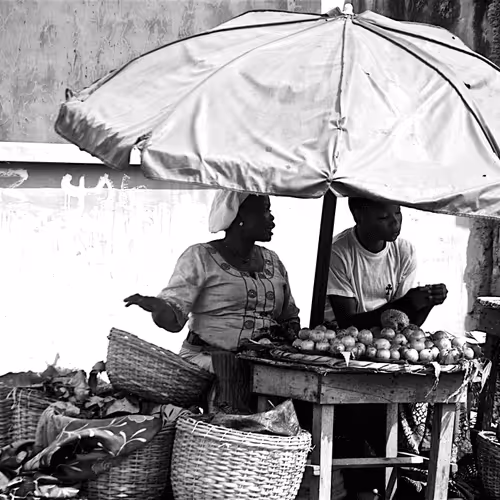 Item #59959295971611788956800367730353639837581261996026347920779025570851373187075 Media