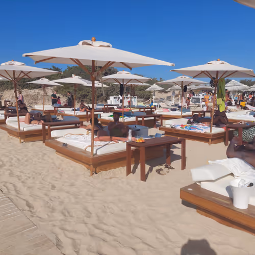 43505702085321246701285015339688837487321998718285252344027785134753135460353