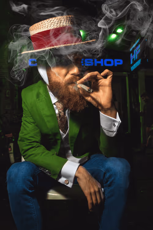 Item #69000201197487925391919563529381127399821599199936366279529444503290772455425 Media