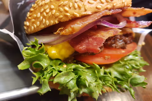 Item #76436442403238931654769079215325506734034420621269194264977366226945947205633 Media