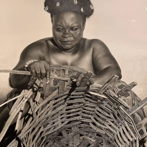 Item #17552955452124219310234130929631876967782298758148539284676051843010072150017 Media