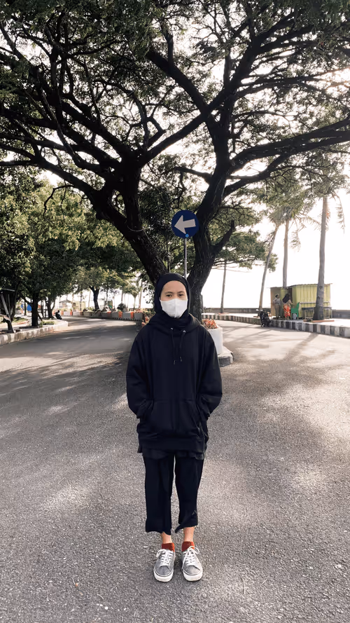 Item #96196539023591084910612092193533286076019618757175332640844223261560914575361 Media