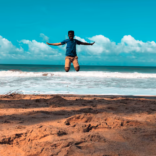 Item #66194376670199277119370017754426809254156015012110704978842371780304124772353 Media