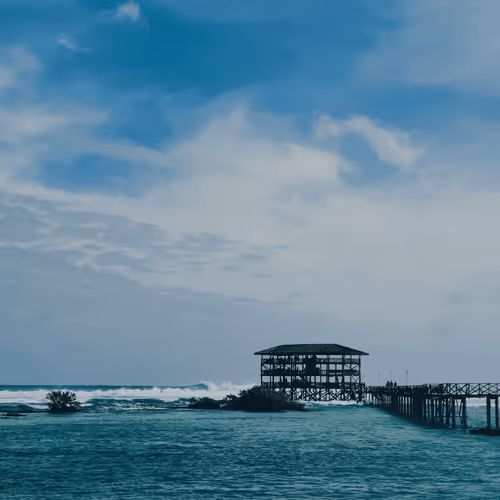 Item #35972943781229338626841462082149493369949798196488521232546897880399428452353 Media