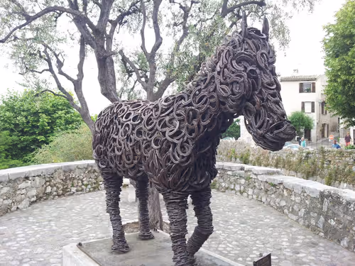 Item #96977338935744570572164552602749584256864875858754548440999278347410277924865 Media