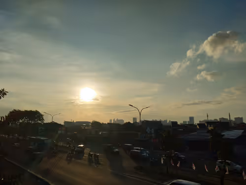 Item #36576831440143805392941663370784632580807018479788440531803952994782361419777 Media