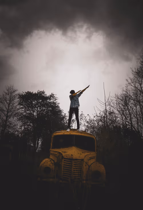 Item #25616082582926581849828542289953210650844898071757148195180127650752495616001 Media