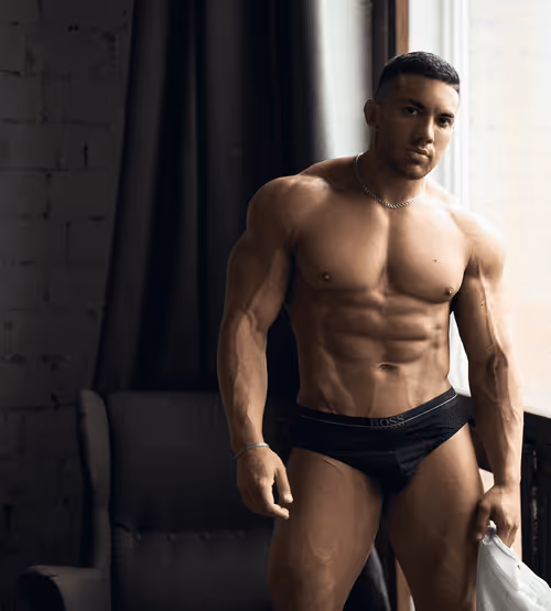 Item #91418486938510366548779307155780908579974539658811643296838220348503042818049 Media