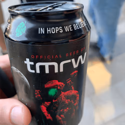 Item #2418369019646636843676909771902958221968140762506005078794309024064273907713 Media