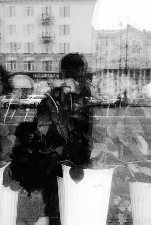 Item #48582175902660253739567181783807763023013925201969392418370611543400779874305 Media