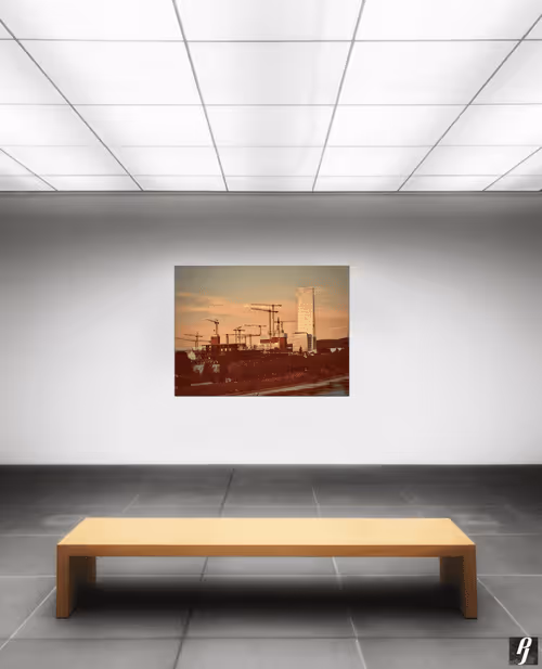 Item #49055084245140846115146484340614924089936921853461051911139052114423532486657 Media