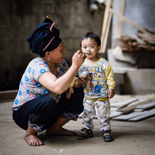 Item #80488266671287018131558448213082272878703229800970441297784273664272349790209 Media