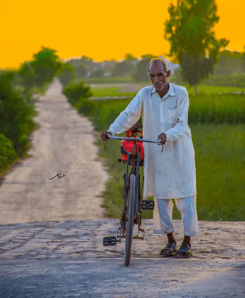 Item #9104047852343460824823657095955061139286762947505329334286274233499589279745 Media