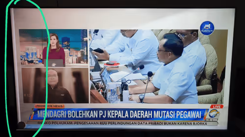 Item #96094237414945455425981512229955761791203162207087815367198258715353281462273 Media