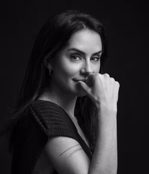 Item #83474408150443161227419273742814860452888408872523415106862383408656257384449 Media