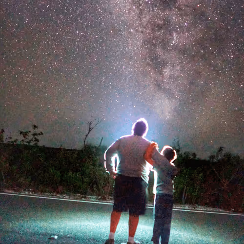 Item #21019612794589128848867699780966654522710062301252534311625038154322285690881 Media