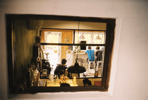 Item #39766039349114458834962057637535056271367696175968087579852078361917429645313 Media