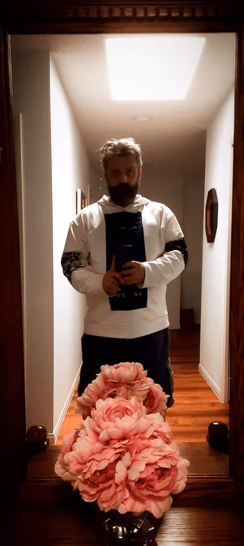 Item #41322400476976183489271531926067885441892787455507443433183053873574248972289 Media